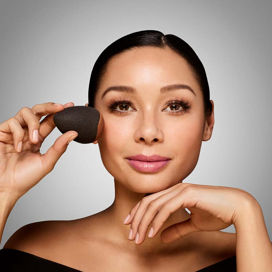Buy MM Silk Foundation & Get Beauty blender FREE