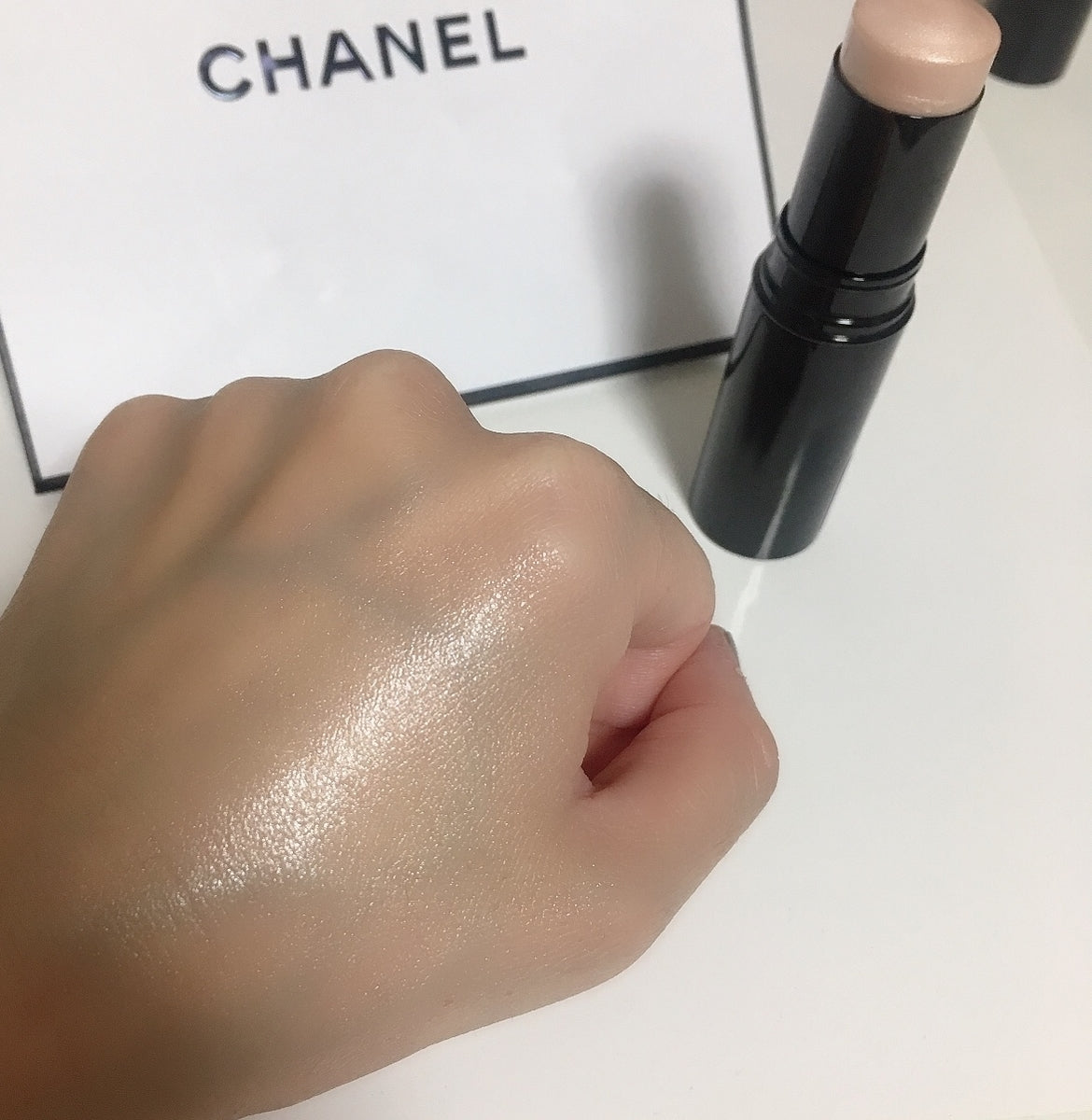 Chanel Water-Based Glow Stick